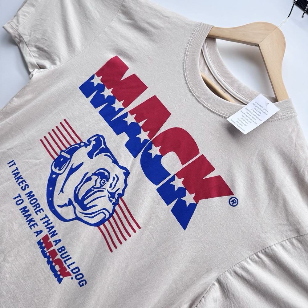 Vintage Style MACK TRUCKS Men's M Bulldog T-Shirt Truck Retro Khaki Blue Red